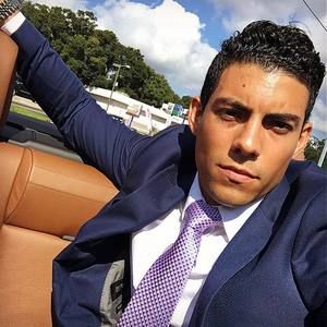 Meet your Posher, Camilo